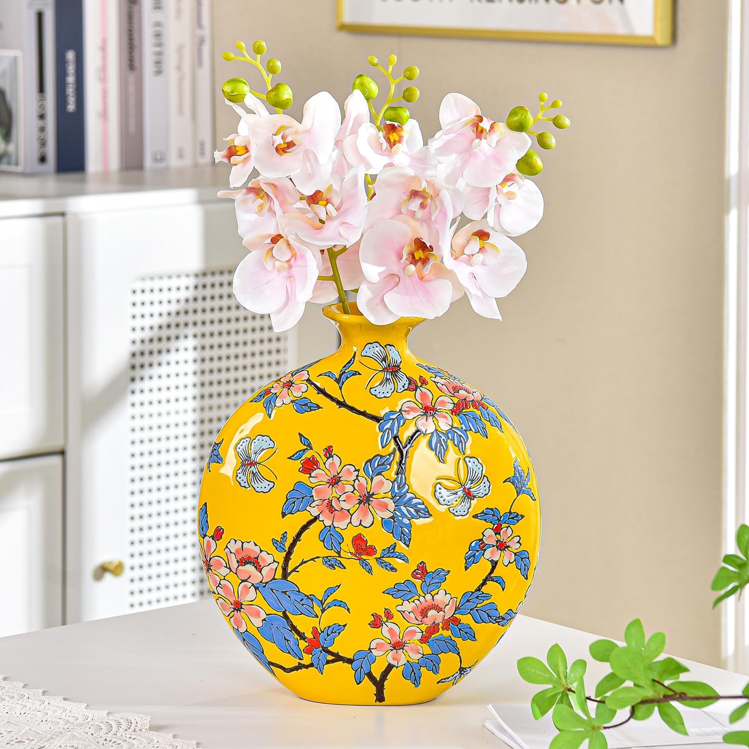 Sungmor High-Class Enamel Painted Porcelain Vase, Traditional Hand-Carved Overglaze Color Ceramic Vase for Fresh Flowers Dried Plants Arrangement, Decorative Vase for Centerpieces, Shelf, Living Room