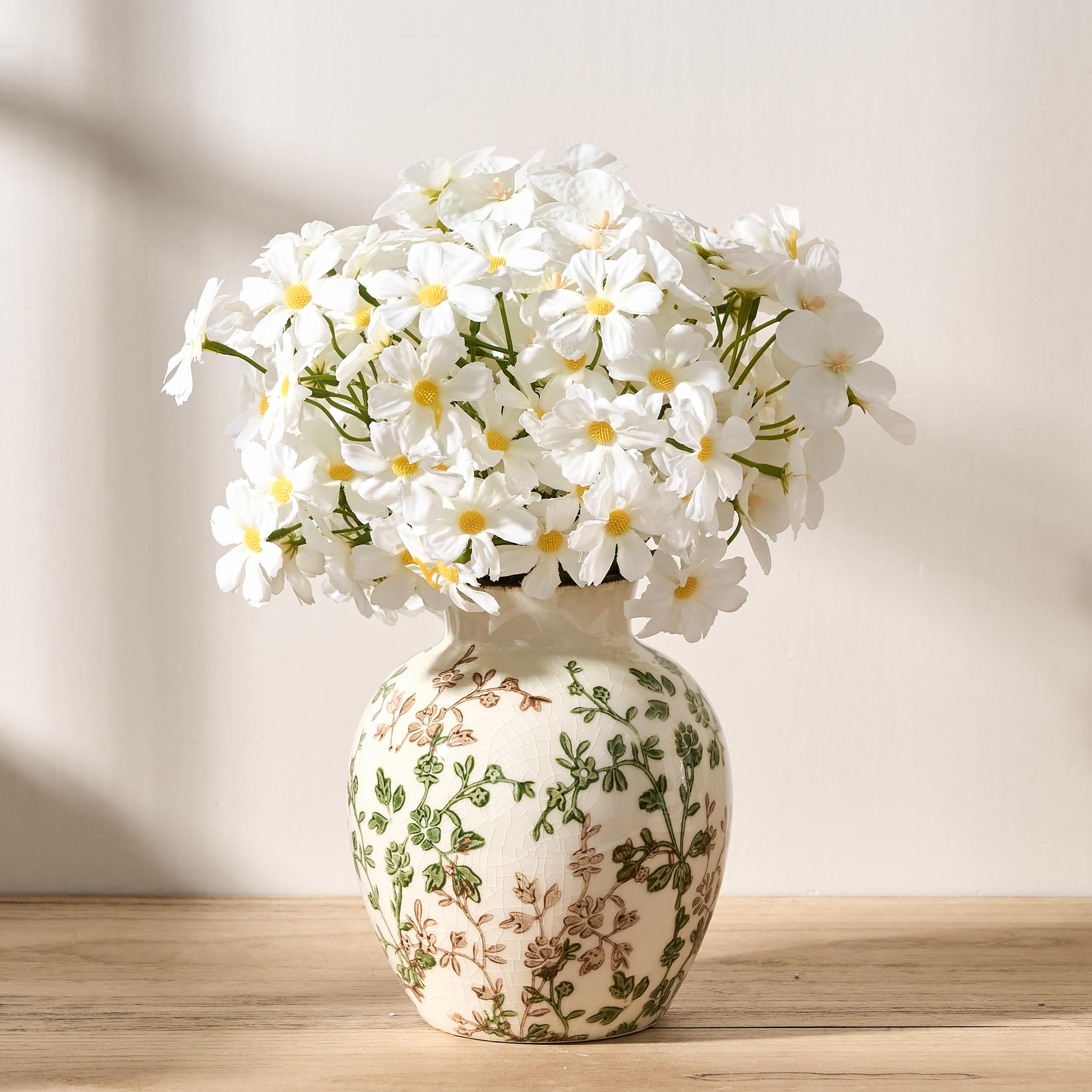 SIDUCAL Blue and White Vintage Vase | 6 Inch Ceramic Chinoiserie Floral | Retro Ice Cracked Blue and White Porcelain Vase for Table, Living Room, Bathroom Decoration, Wedding, Shelf Decor, Mantel