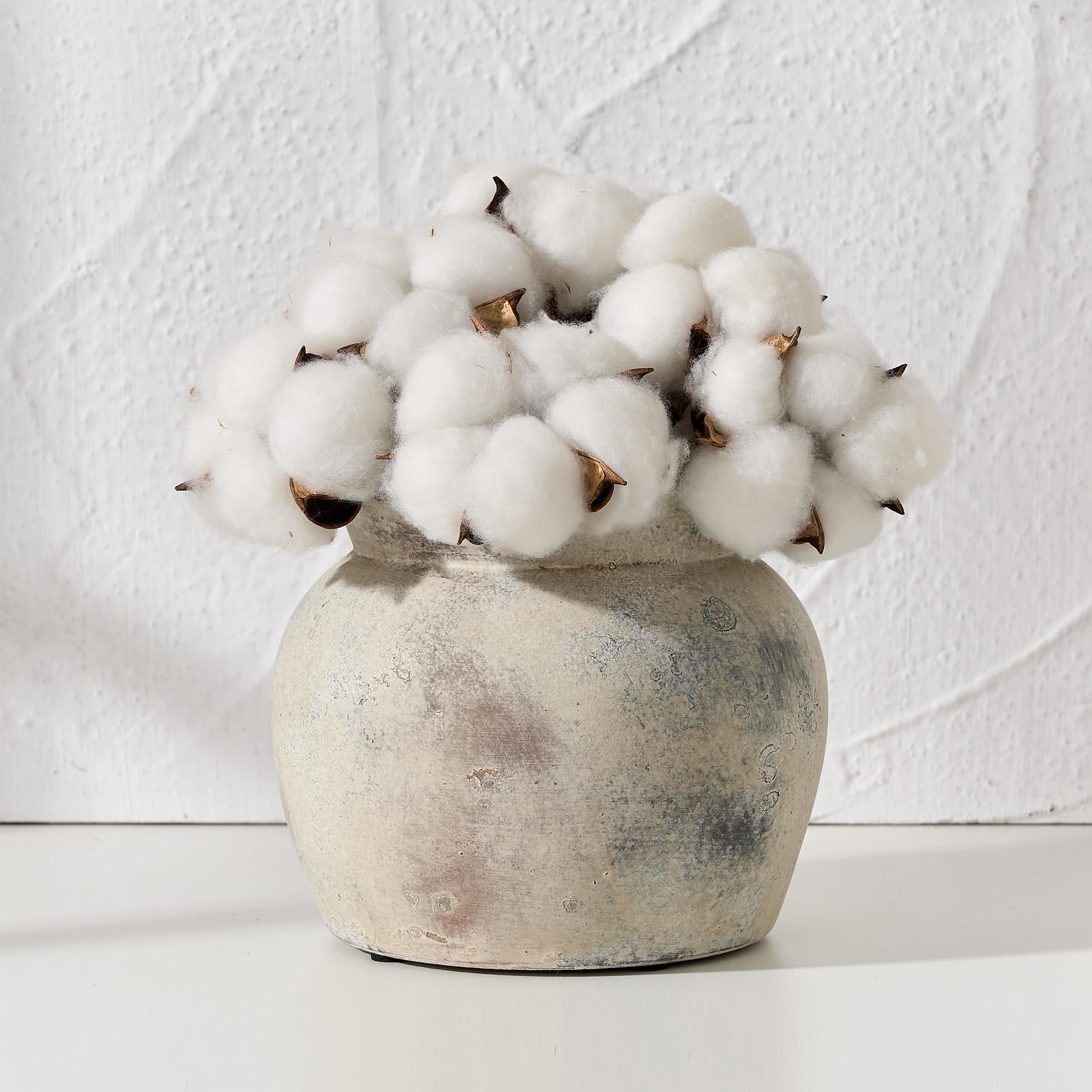 SIDUCAL Blue and White Vintage Vase | 6 Inch Ceramic Chinoiserie Floral | Retro Ice Cracked Blue and White Porcelain Vase for Table, Living Room, Bathroom Decoration, Wedding, Shelf Decor, Mantel