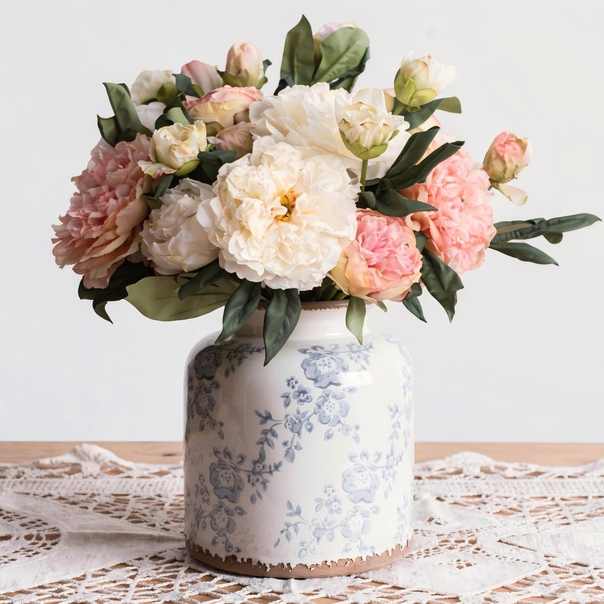 Ronasip Vintage Floral Chinoiserie Ceramic Vase, 6.2” Ice Cracked Hand-Painted Pastel Green Botanical Design, Antique Style Home Decor (Green, 6.2”x5.2”)