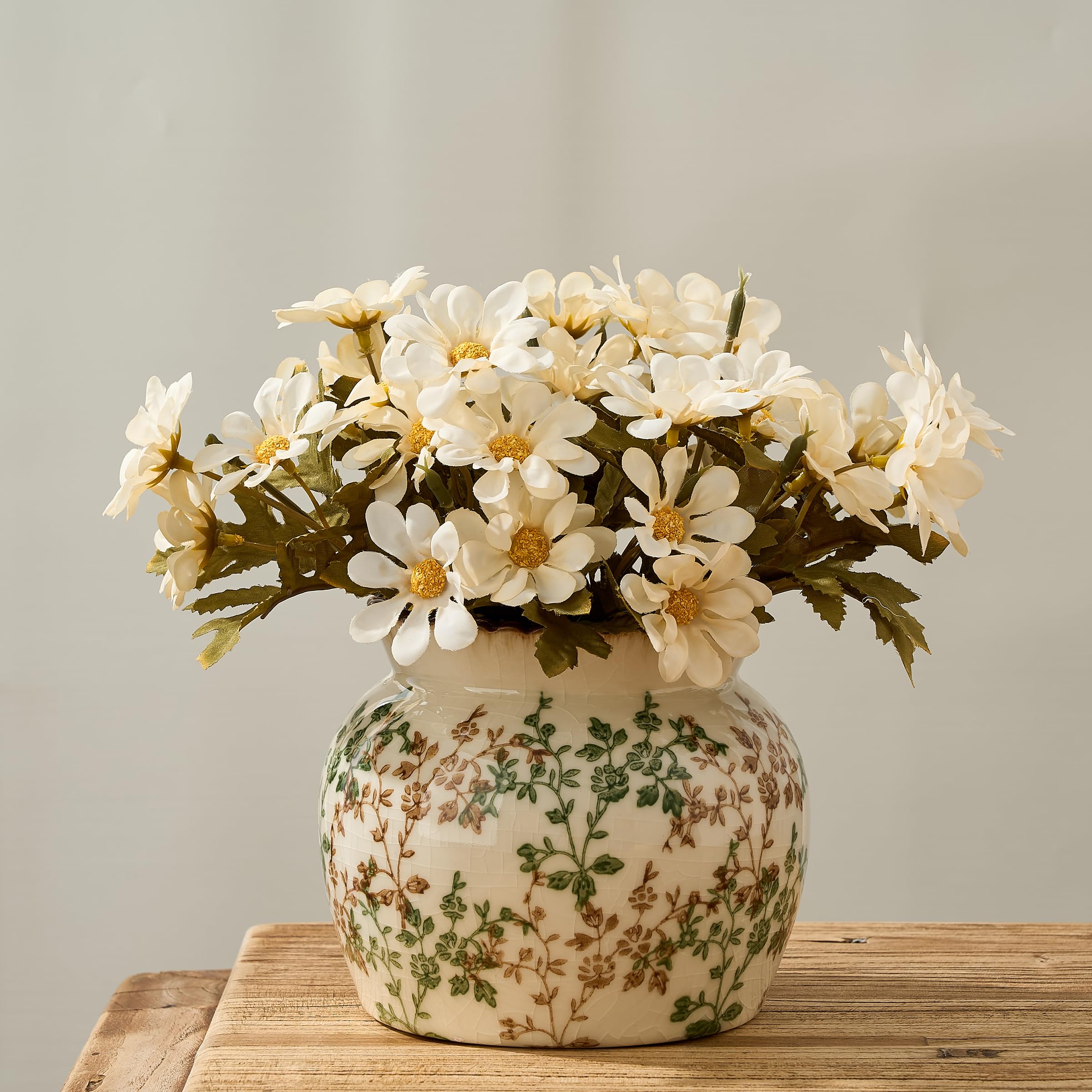 SIDUCAL Blue and White Vintage Vase | 6 Inch Ceramic Chinoiserie Floral | Retro Ice Cracked Blue and White Porcelain Vase for Table, Living Room, Bathroom Decoration, Wedding, Shelf Decor, Mantel