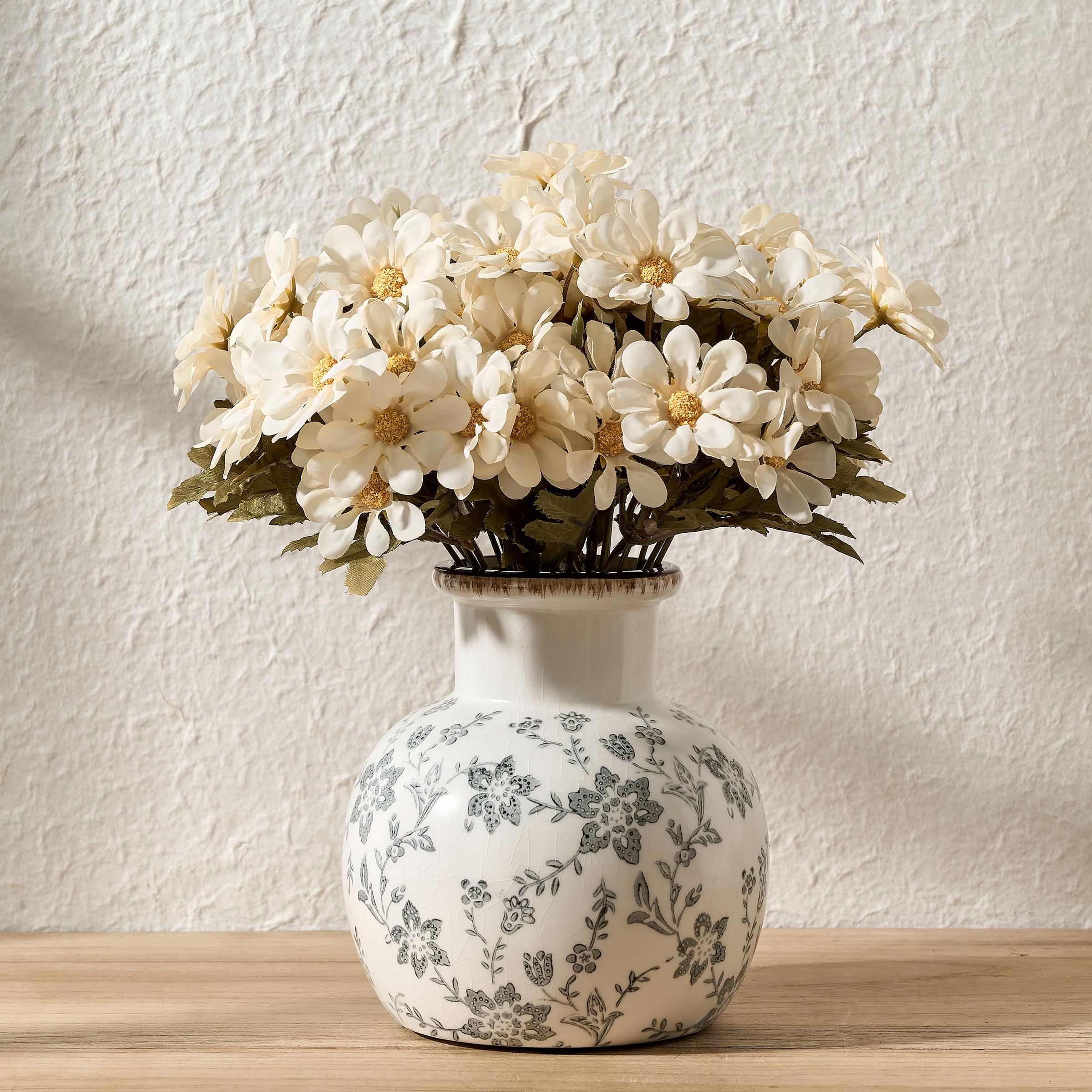 SIDUCAL Blue and White Vintage Vase | 6 Inch Ceramic Chinoiserie Floral | Retro Ice Cracked Blue and White Porcelain Vase for Table, Living Room, Bathroom Decoration, Wedding, Shelf Decor, Mantel
